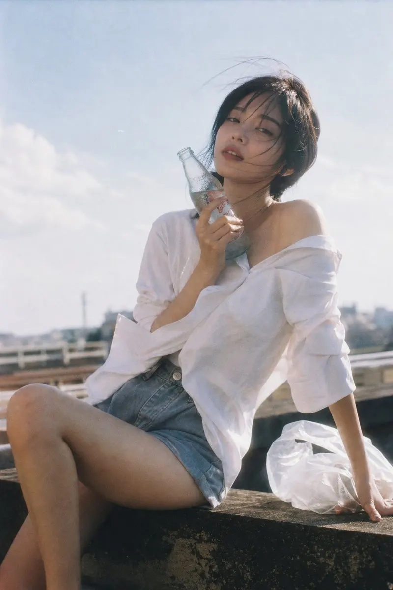 Reference image: Japanese Negative Film Rooftop Portrait